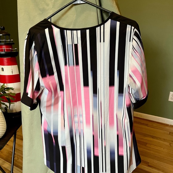 M Blouse - Picture 8 of 8